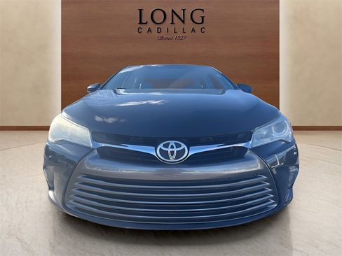 Used 2016 Toyota Camry XLE image 8