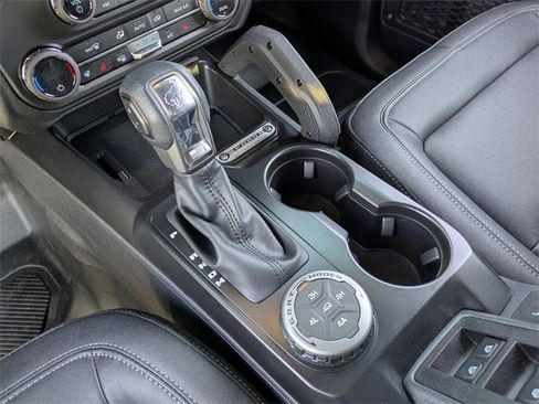 New 2026 Ford Bronco Badlands image 27