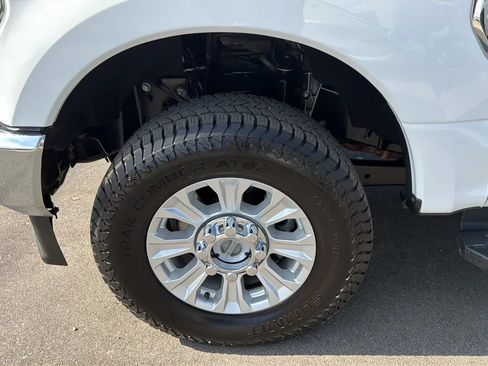 Used 2020 Ford F250 XL w/ STX Appearance Package AWD/4WD image 12