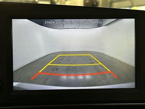 Used 2021 Hyundai Elantra SEL image 13