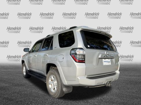 Used 2020 Toyota 4Runner SR5 Premium w/ Moonroof Package AWD/4WD image 7