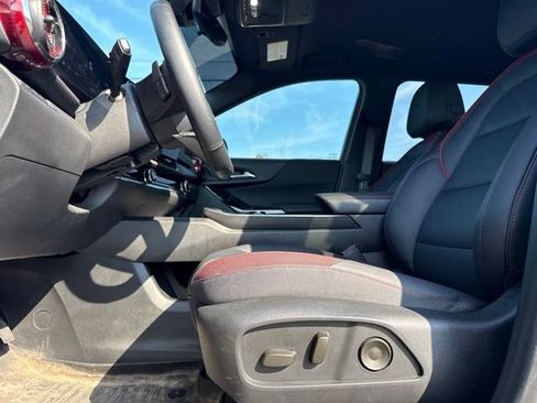 Used 2025 Chevrolet Equinox RS w/ Safety and Technology Package AWD/4WD image 10