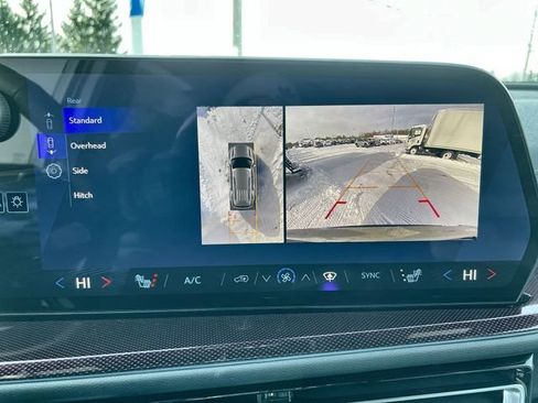 New 2026 Chevrolet Traverse Z71 w/ Enhanced Driving Package image 15