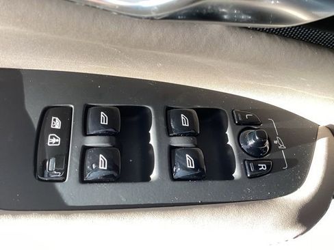 New 2026 Volvo XC90 B5 Core AWD/4WD image 19