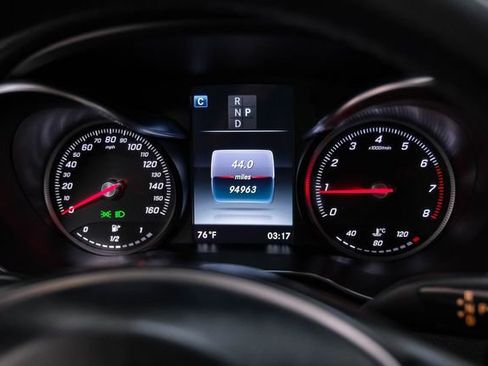 Used 2017 Mercedes-Benz GLC 300 300 Luxury w/ Premium 1 Package image 17