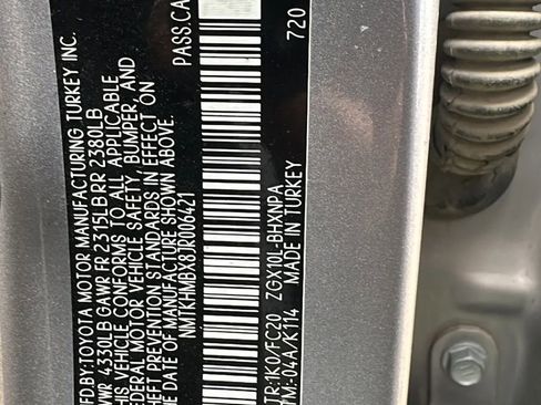 Used 2018 Toyota C-HR XLE image 40