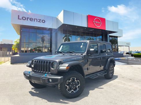 Used 2023 Jeep Wrangler Unlimited Rubicon 4xe AWD/4WD image 1