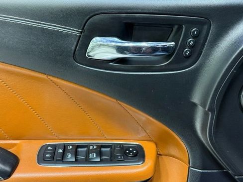 Used 2019 Dodge Charger SRT Hellcat w/ Harman/Kardon Audio Group image 11