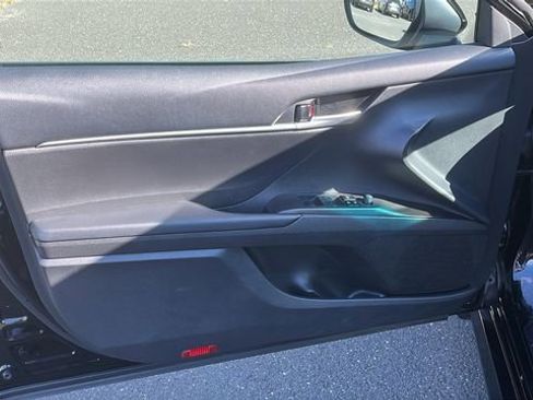 Used 2024 Toyota Camry LE image 9