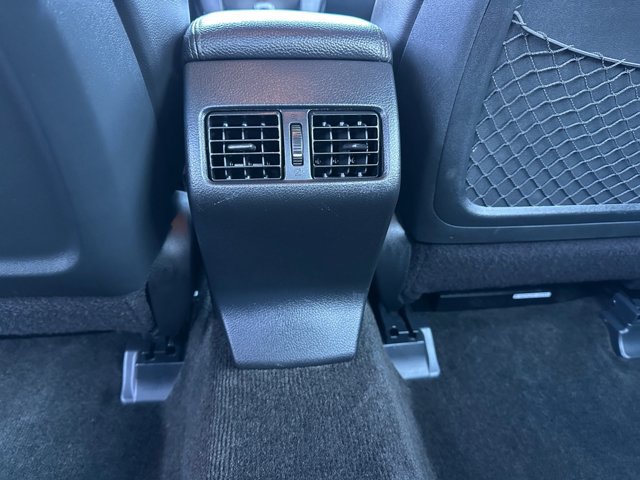 Used 2013 Subaru Legacy 2.5i Limited AWD/4WD image 19