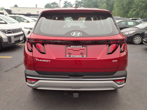 Certified 2025 Hyundai Santa Fe Limited AWD/4WD image 6
