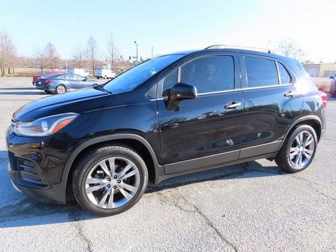Used 2019 Chevrolet Trax LT w/ Driver Confidence Package image 12