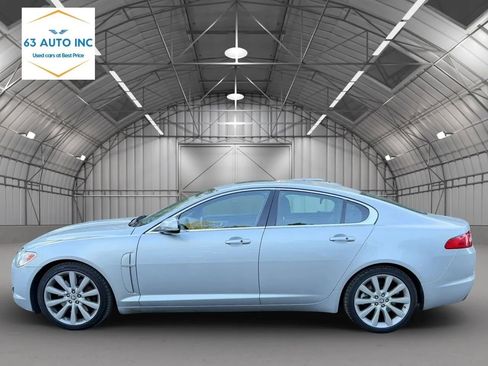 Used 2011 Jaguar XF Premium RWD image 6