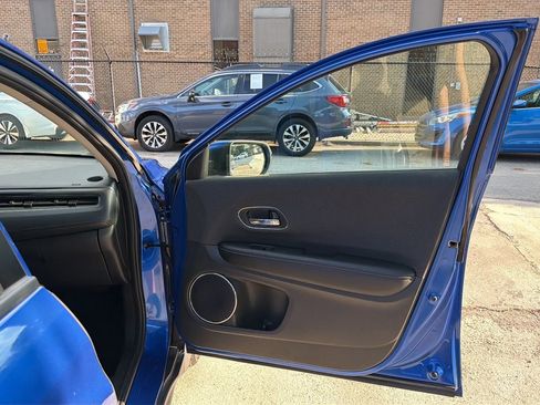 Used 2020 Honda HR-V EX image 24