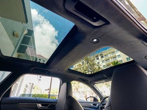 Used 2025 Audi RS 6 performance image 98