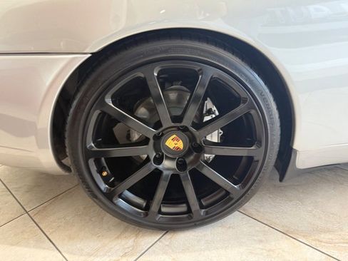 Used 1999 Porsche 911 Carrera 4 image 14