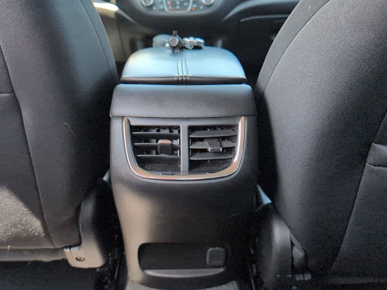 Used 2024 Chevrolet Malibu LT FWD image 35