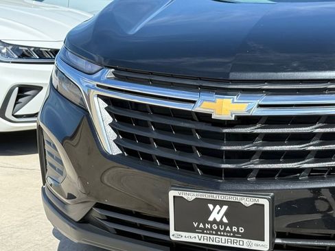 Used 2022 Chevrolet Equinox LS w/ LS Convenience Package image 4