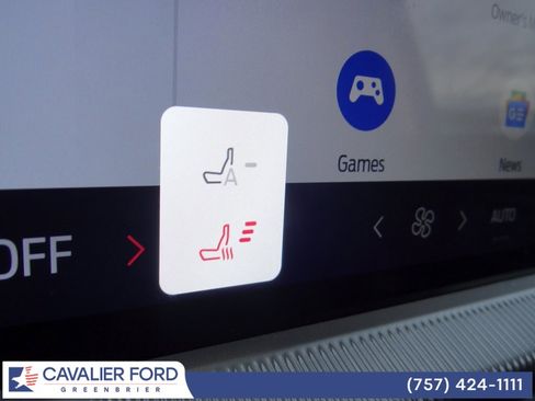 Used 2025 Ford Explorer Active image 33