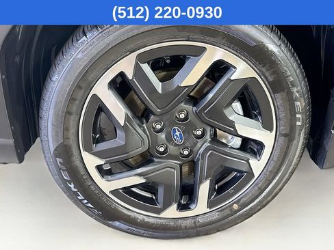 Used 2025 Subaru Forester Limited AWD/4WD image 41