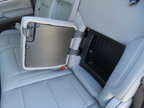 Certified 2023 Chevrolet Silverado 1500 LTZ w/ LTZ Convenience Package II image 28