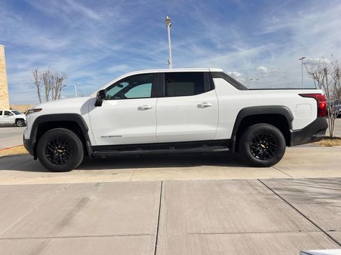 Used 2024 Chevrolet Silverado EV W/T image 21