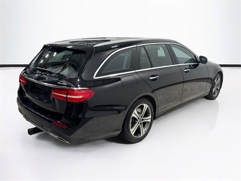 Certified 2020 Mercedes-Benz E 450 4MATIC Wagon image 4