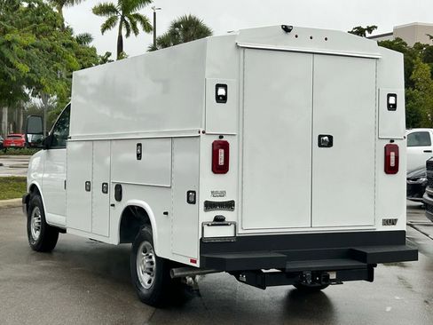New 2025 Chevrolet Express 3500 w/ Power Convenience Package image 3