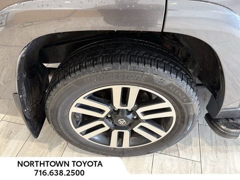 Used 2016 Toyota 4Runner Limited image 5