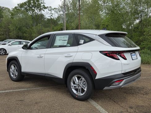 New 2026 Hyundai Tucson SE FWD image 3