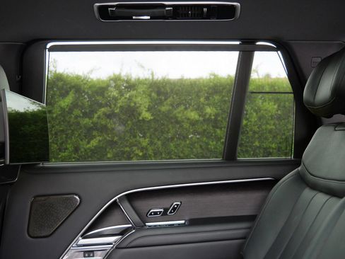 Used 2024 Land Rover Range Rover Long Wheelbase Autobiography AWD/4WD image 21