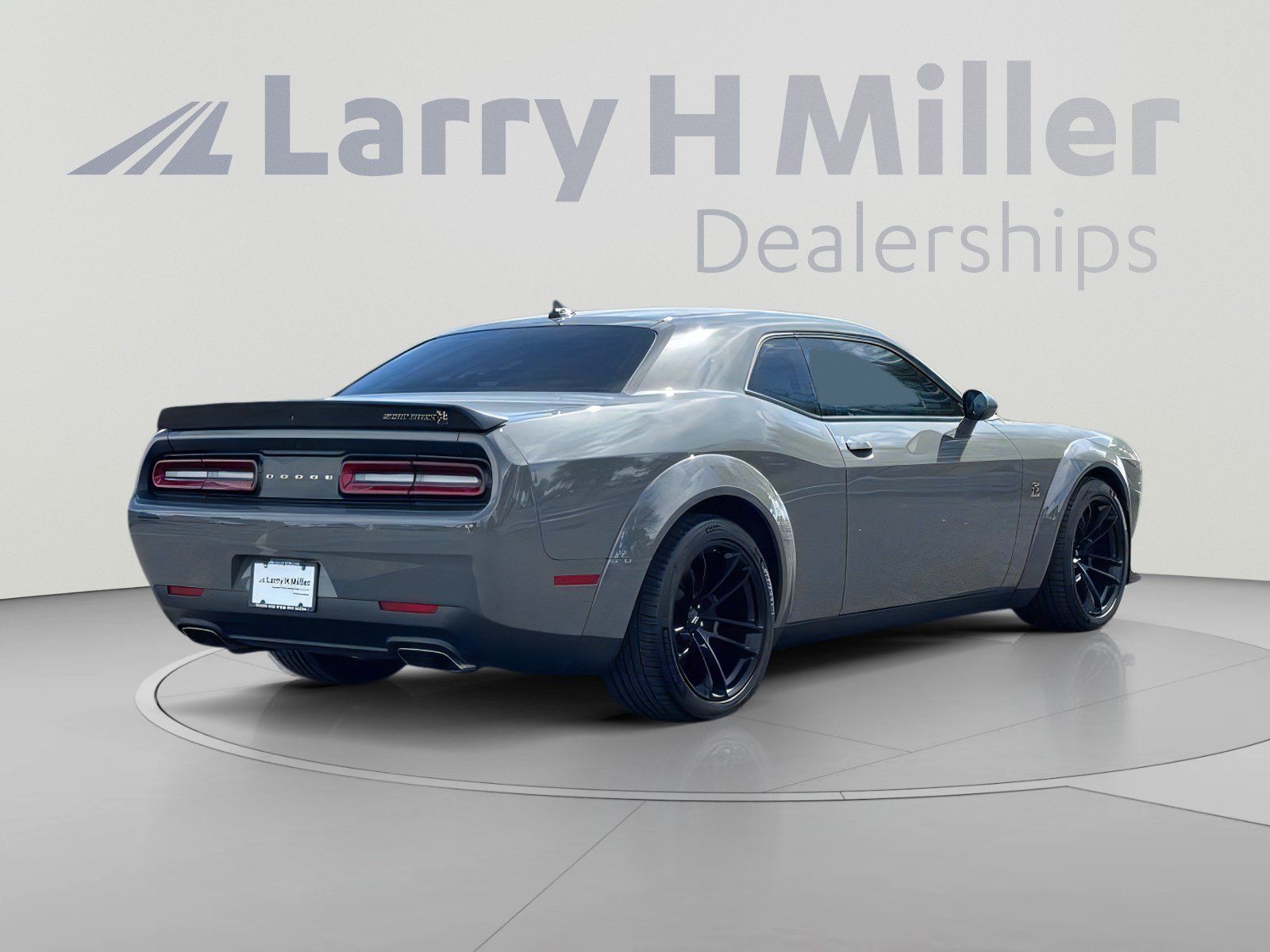 Used 2023 Dodge Challenger R/T Scat Pack RWD image 6