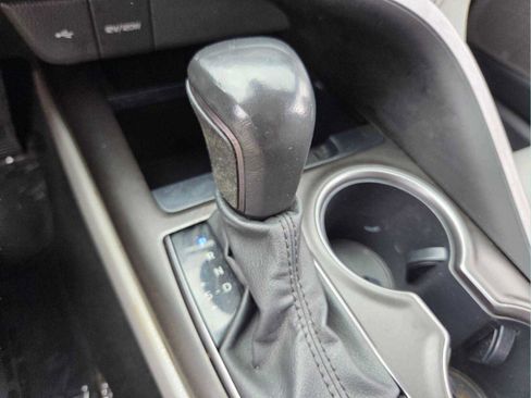 Used 2023 Toyota Camry SE FWD image 23