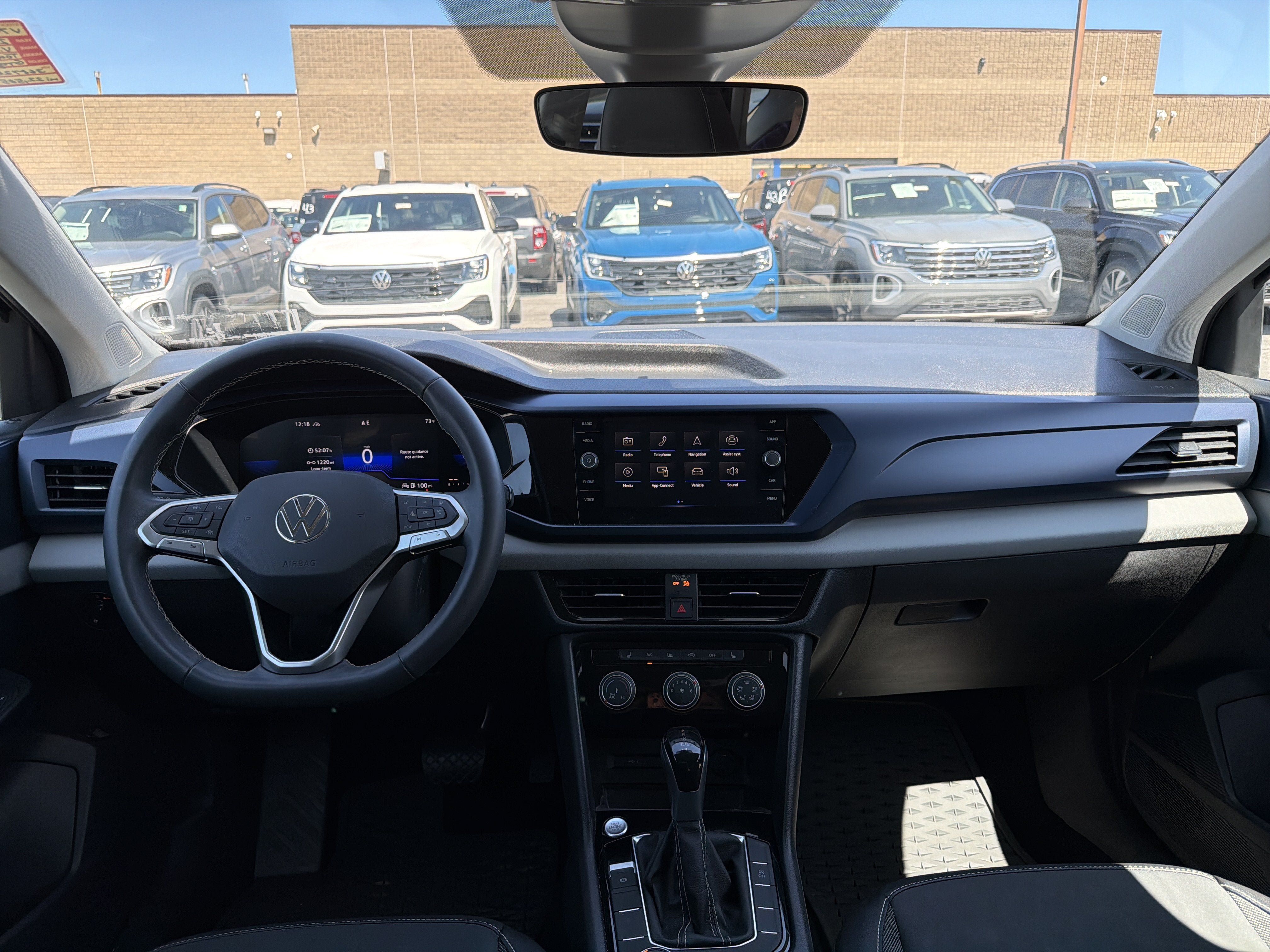 Used 2023 Volkswagen Taos SE AWD/4WD image 11