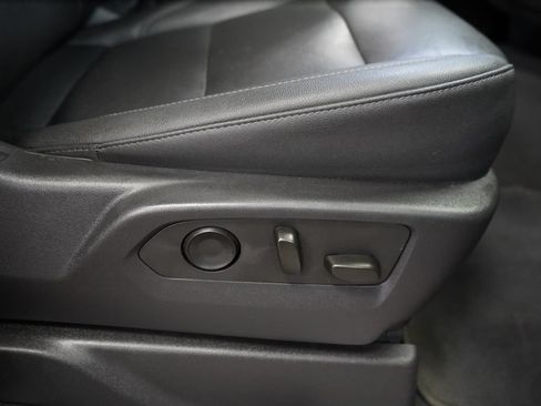 Used 2024 GMC Sierra 1500 SLT RWD image 26