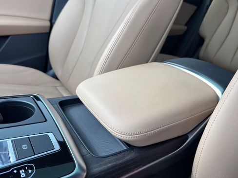 Used 2022 Audi Q8 Premium Plus image 21