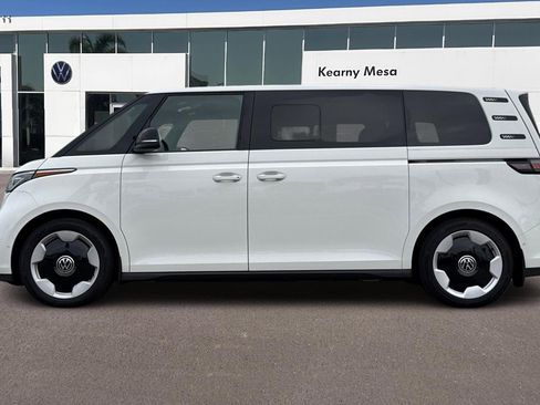 New 2025 Volkswagen ID. Buzz Pro S image 7
