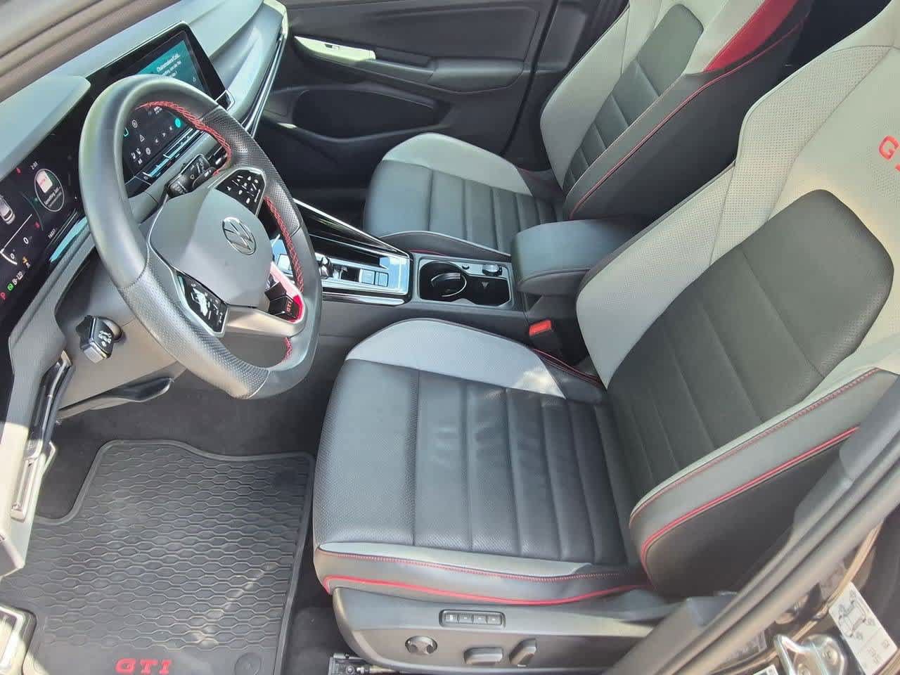 Used 2024 Volkswagen GTI SE FWD image 16