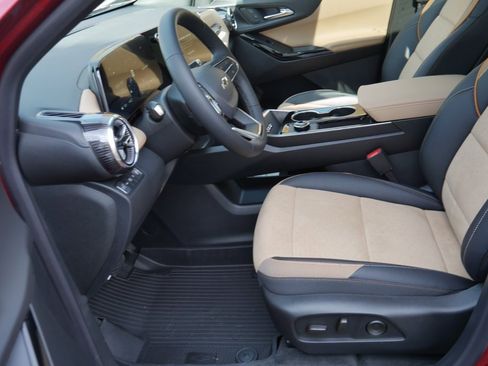 New 2026 Chevrolet Equinox ACTIV w/ Convenience Package III image 8