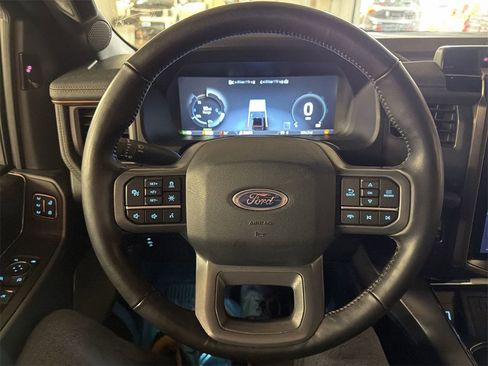 Used 2023 Ford F150 Lightning Lariat image 11