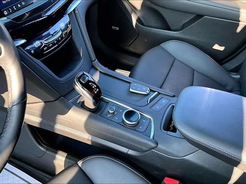 Used 2023 Cadillac XT6 Sport AWD/4WD image 16