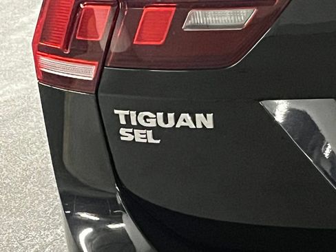 Used 2021 Volkswagen Tiguan SEL Premium R-Line AWD/4WD image 37