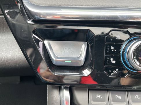 New 2026 GMC Sierra 1500 Denali AWD/4WD image 17