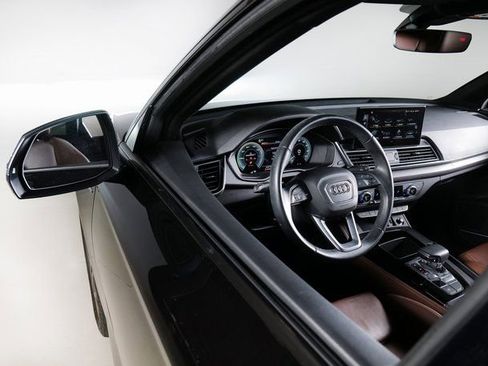 Certified 2023 Audi Q5 e Premium Plus w/ Premium Plus Package image 23