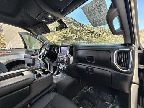 Used 2022 GMC Sierra 2500 SLE w/ SLE Convenience Package AWD/4WD image 21