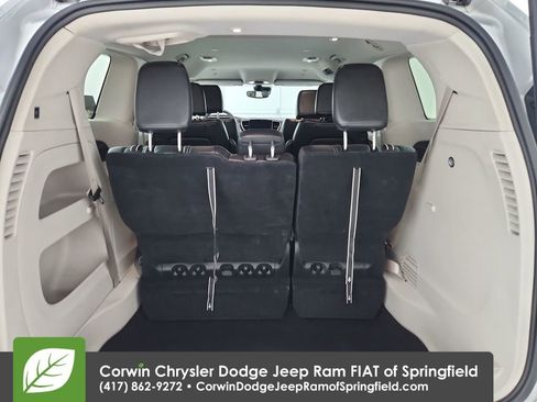 Certified 2024 Chrysler Pacifica Touring-L image 32