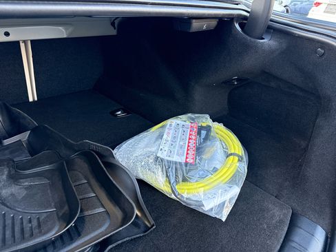 Used 2023 BMW 530e xDrive 530xe w/ Premium Package image 19