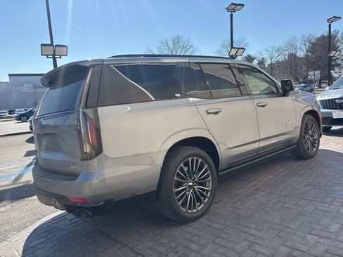 Certified 2024 Cadillac Escalade V w/ LPO, ONYX Package image 4