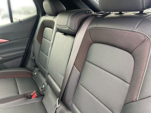 Used 2025 Chevrolet Equinox EV RS w/ Convenience Package II image 36