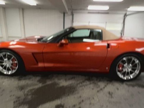 Used 2006 Chevrolet Corvette Convertible w/ Preferred Equipment Group RWD image 5